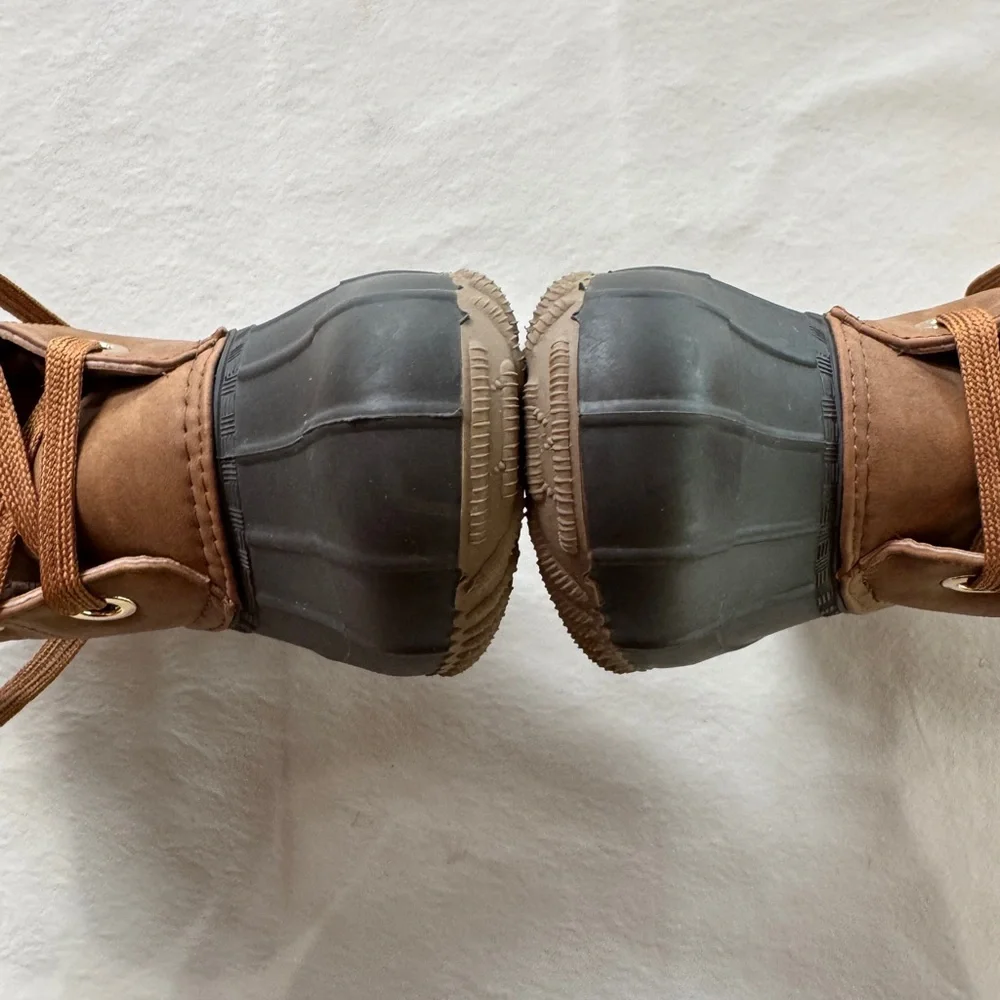 NWOB Tommy Hilfiger Ravino Brown Duck Ankle Boots Rain Booties (8M)